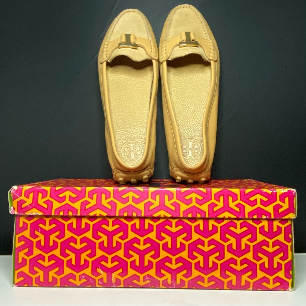 Tory Burch Casey Driver Shoes Sz 9
